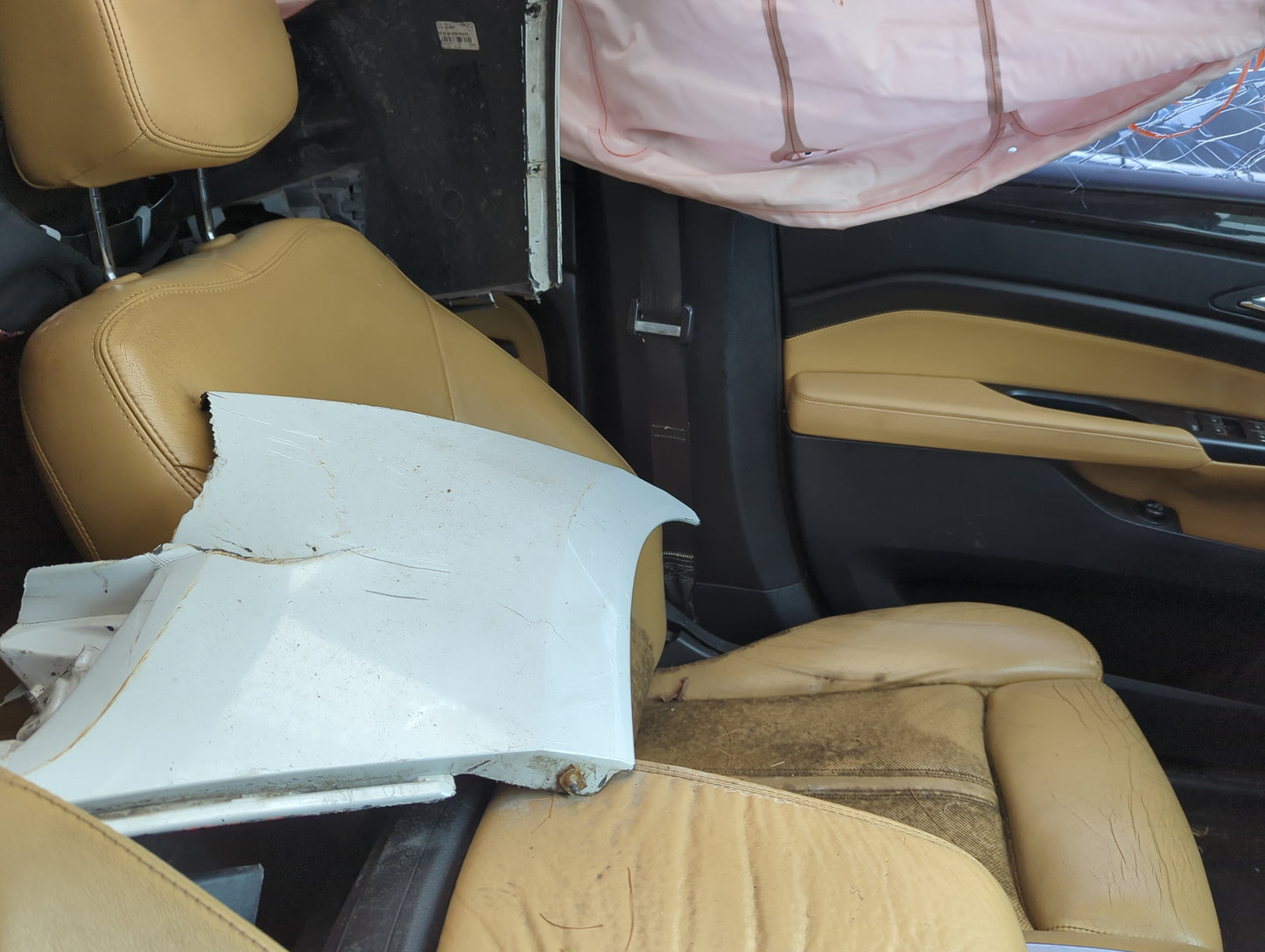 Cadillac Srx Driver Front Seat Oem 1399808 - Oemusedautoparts1.com
