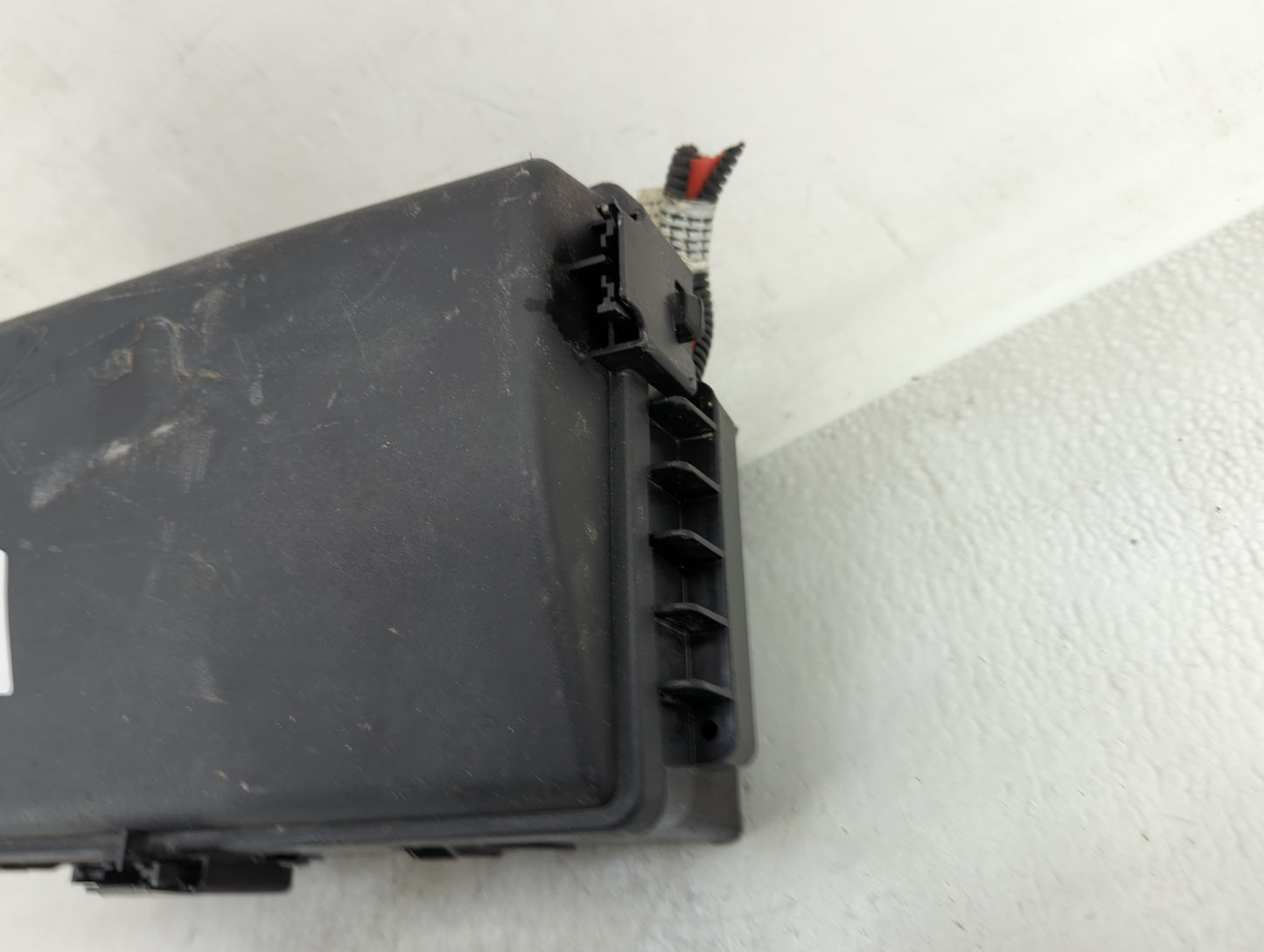 2014-2016 Cadillac Srx Fusebox Fuse Box Panel Relay Module P/N:22880546 Fits Fits 2014 2015 2016 OEM Used Auto Parts - Oemus