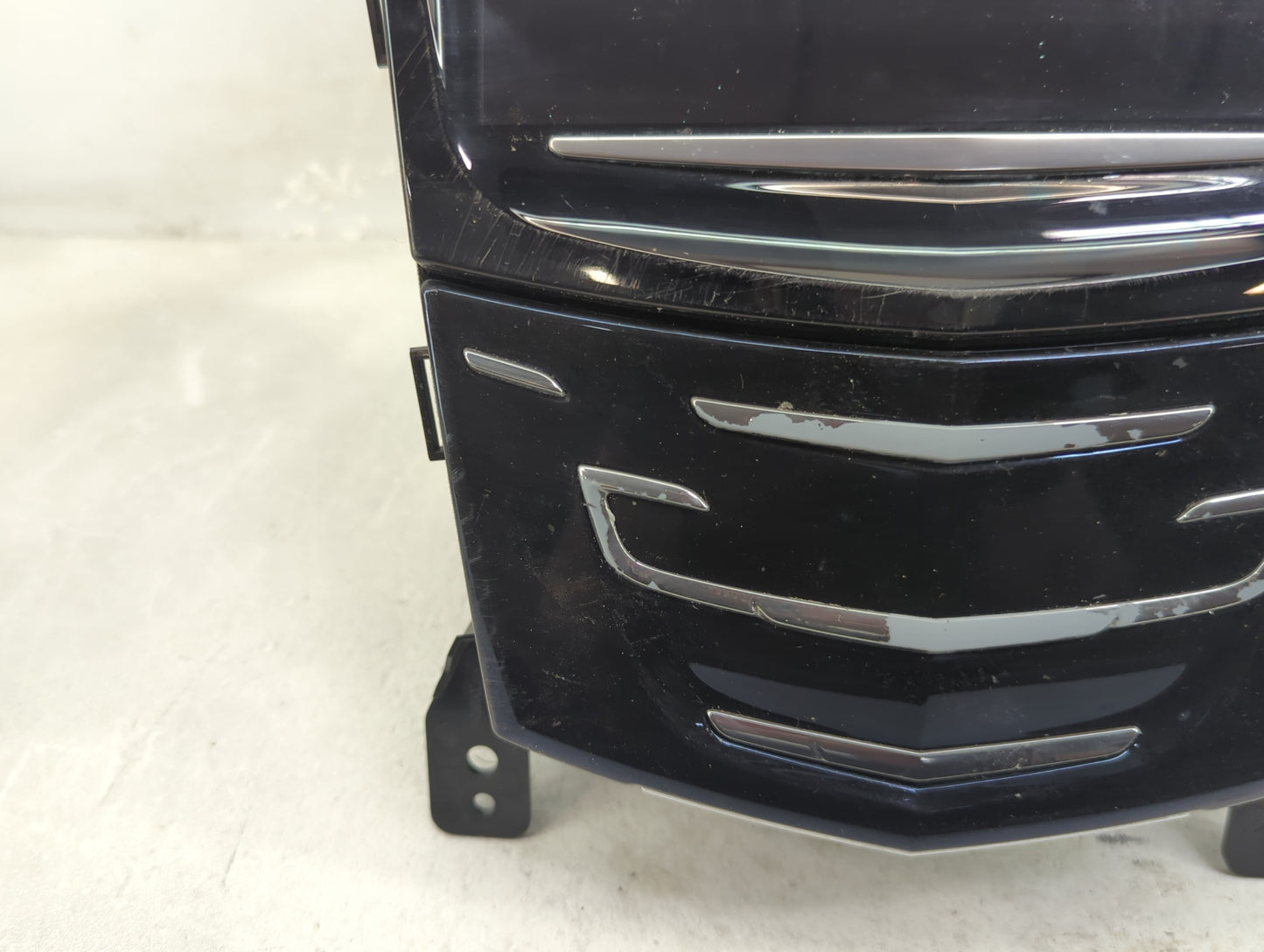 2014 Cadillac Srx Information Display Screen Black - Oemusedautoparts1.com