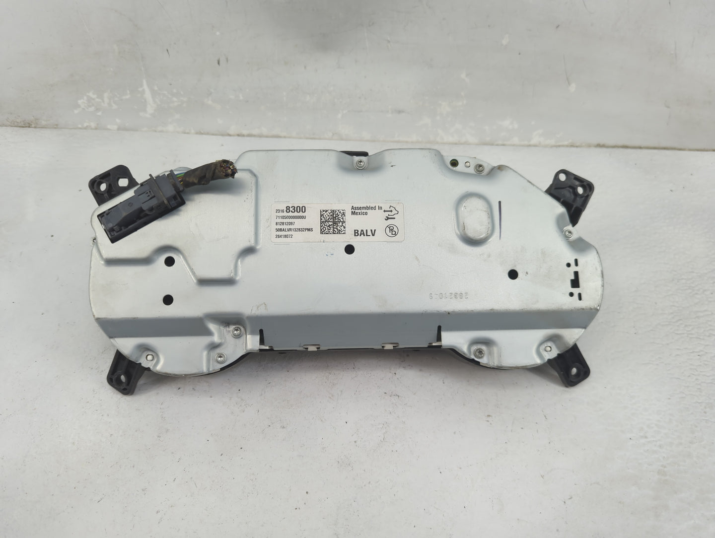 2013-2014 Cadillac Srx Instrument Cluster Speedometer Gauges P/N:23168300 7110500000000U, 812812097 Miles: Fits Fits 2013 20