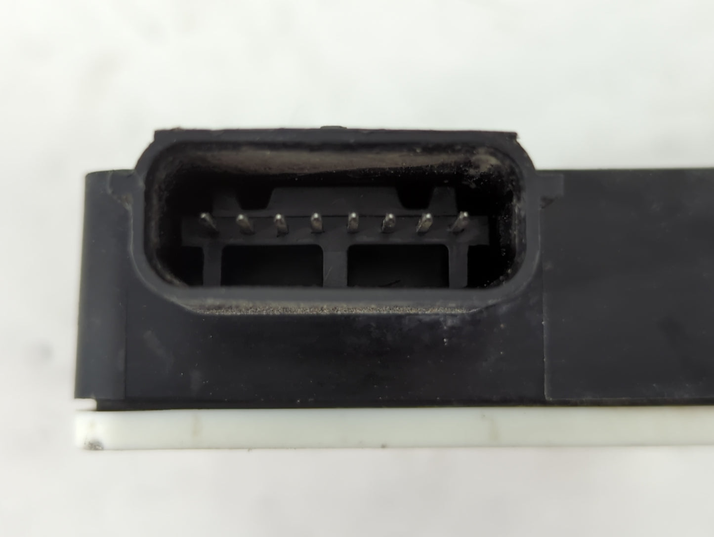 2013-2014 Cadillac Srx Chassis Control Module Ccm Bcm Body Control 1460311 - Oemusedautoparts1.com
