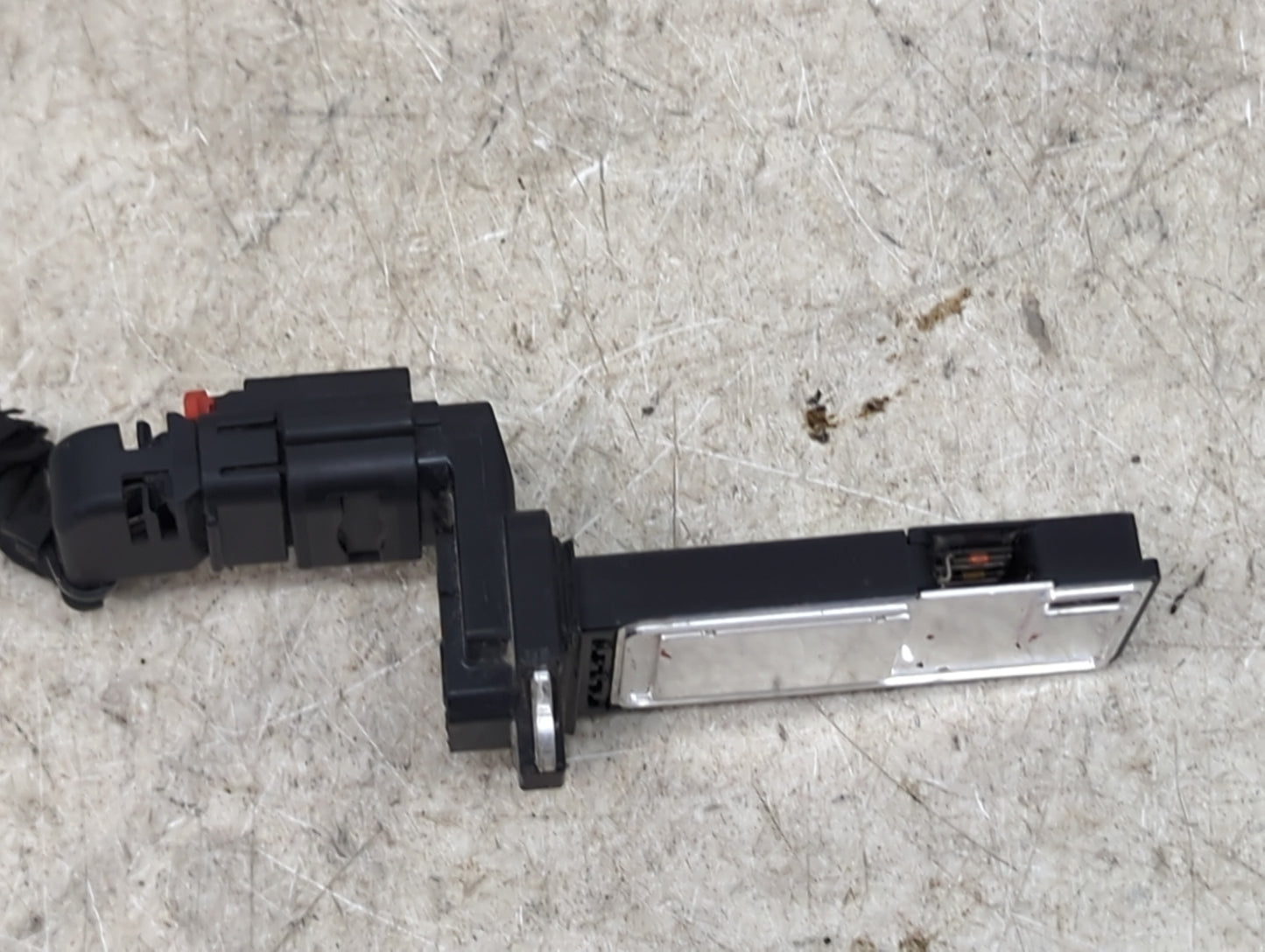 2012-2016 Cadillac Srx Mass Air Flow Meter Maf 1486428 - Oemusedautoparts1.com