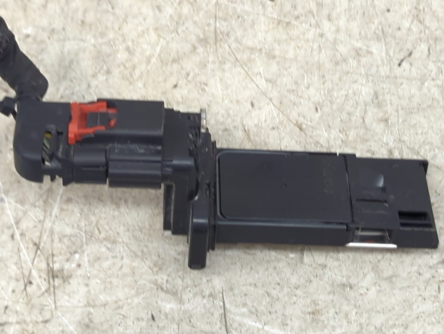 2012-2016 Cadillac Srx Mass Air Flow Meter Maf 1486428 - Oemusedautoparts1.com