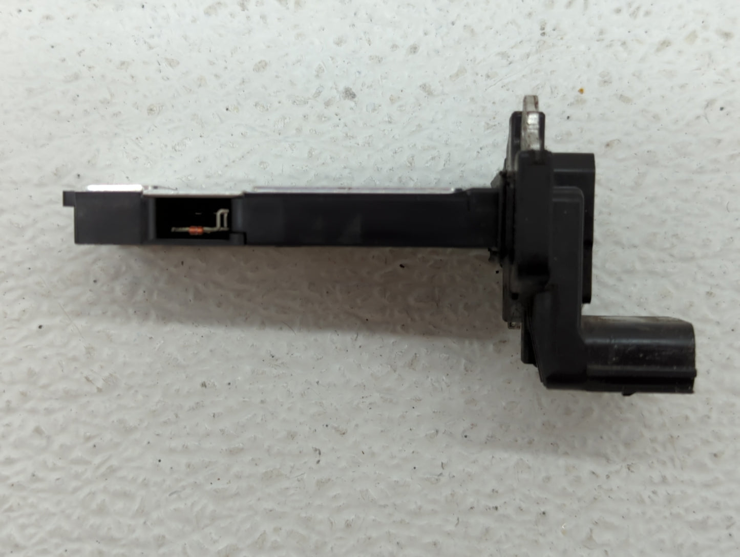 2012-2016 Cadillac Srx Mass Air Flow Meter Maf - Oemusedautoparts1.com