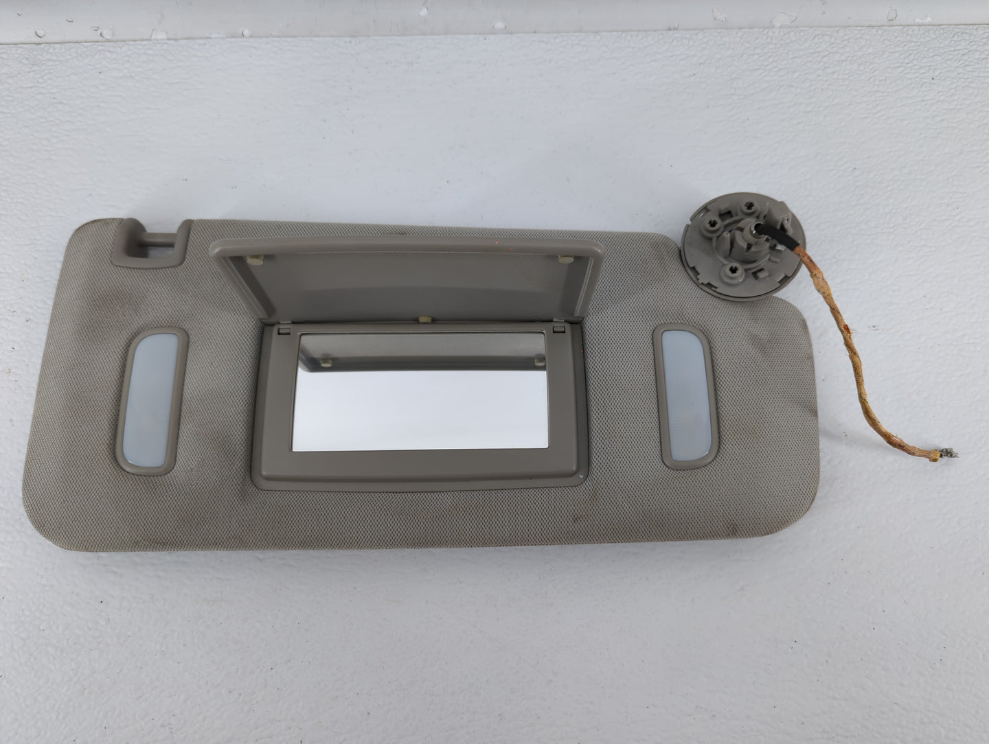 2010-2014 Cadillac Srx Sun Visor Shade Replacement Passenger Right Mirror Fits Fits 2010 2011 2012 2013 2014 OEM Used Auto P