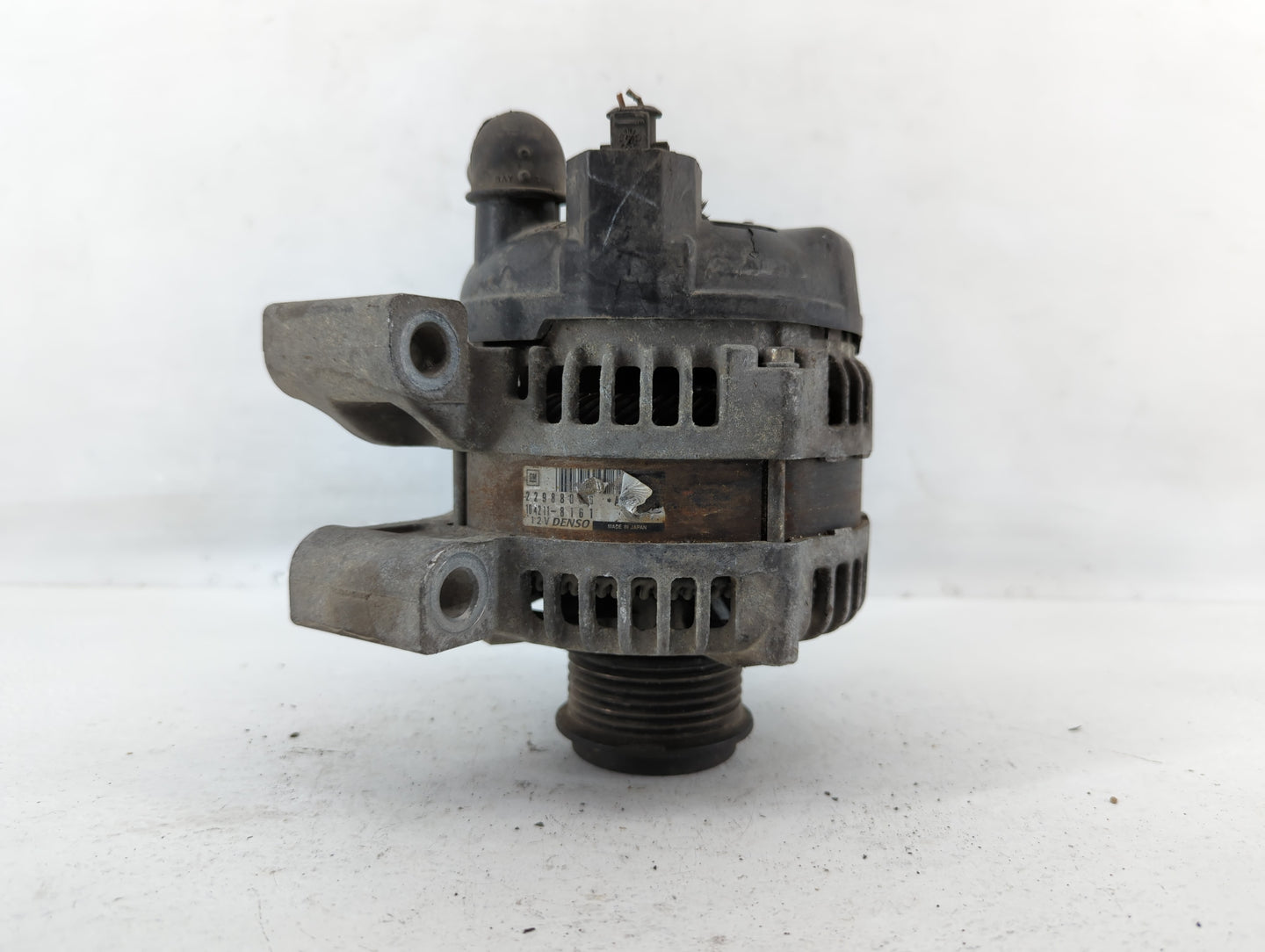 2013-2016 Cadillac Srx Alternator Replacement Generator Charging Assembly Engine OEM P/N:104211-8161 22982006 Fits OEM Used 