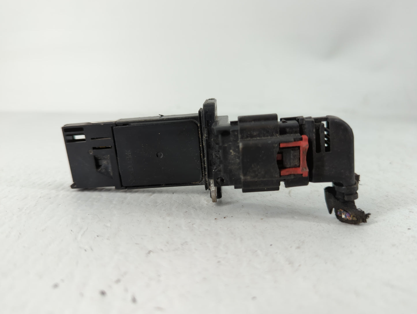 2012-2016 Cadillac Srx Mass Air Flow Meter Maf - Oemusedautoparts1.com