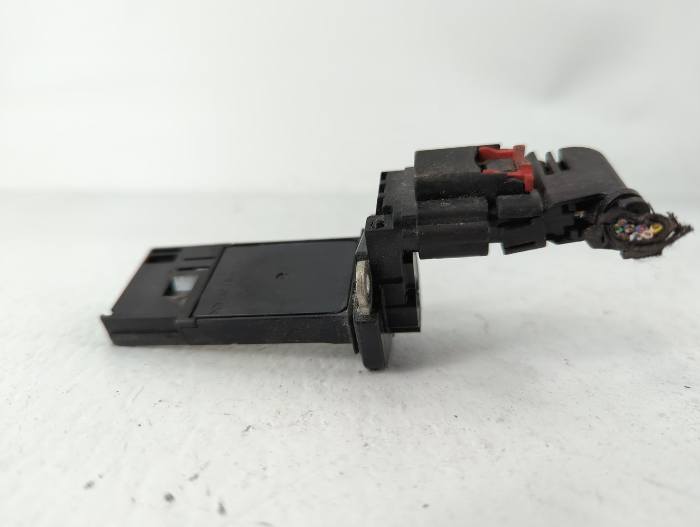 2012-2016 Cadillac Srx Mass Air Flow Meter Maf - Oemusedautoparts1.com