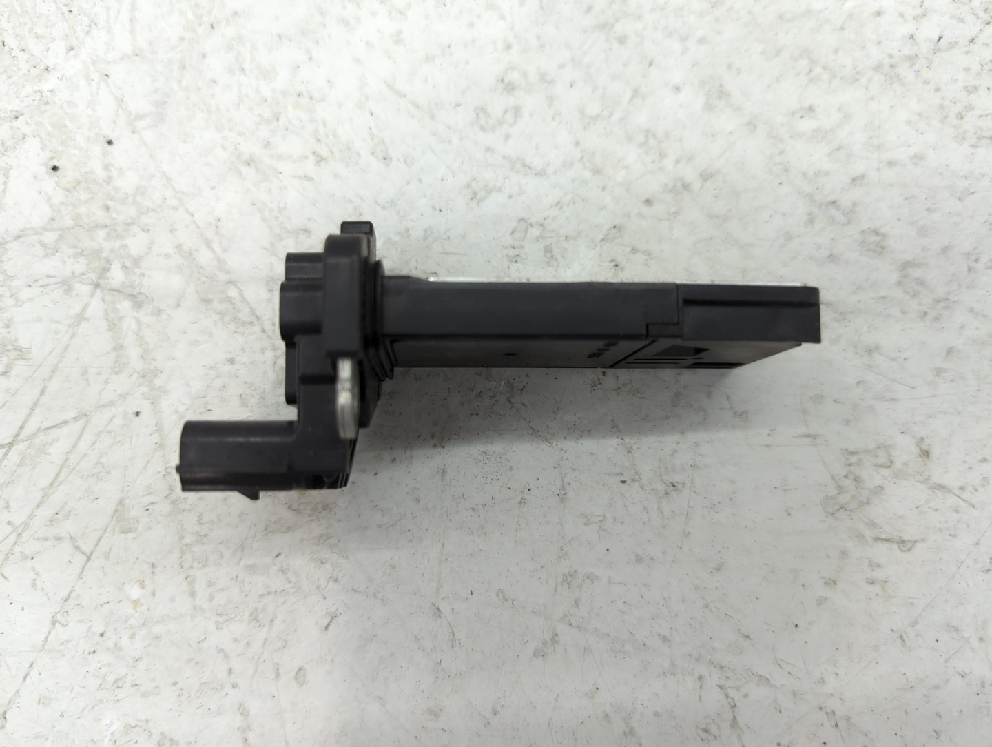 2012-2016 Cadillac Srx Mass Air Flow Meter Maf - Oemusedautoparts1.com