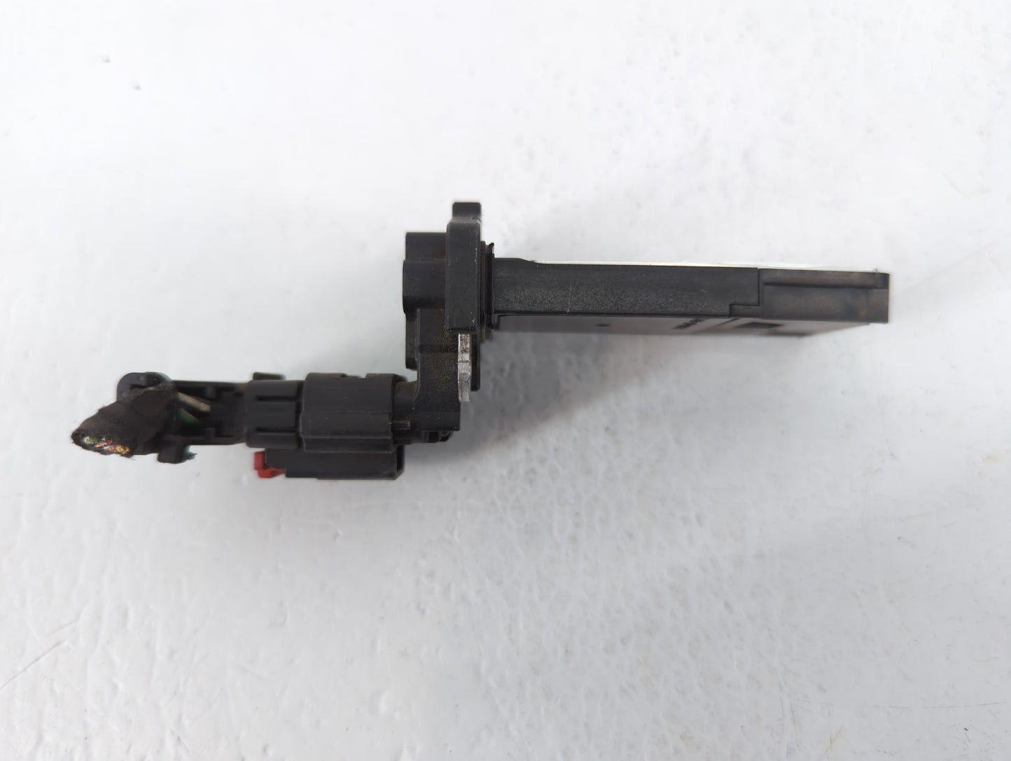2012-2016 Cadillac Srx Mass Air Flow Meter Maf - Oemusedautoparts1.com