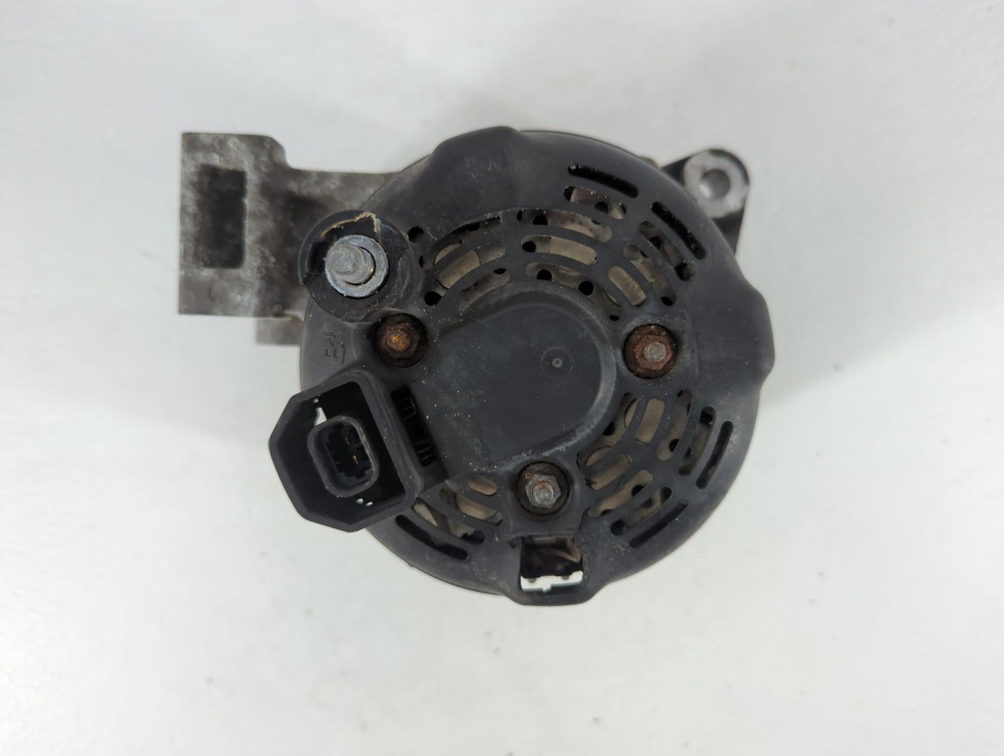 2013-2016 Cadillac Srx Alternator Replacement Generator Charging Assembly Engine OEM P/N:104211-8161 22988006 Fits OEM Used 