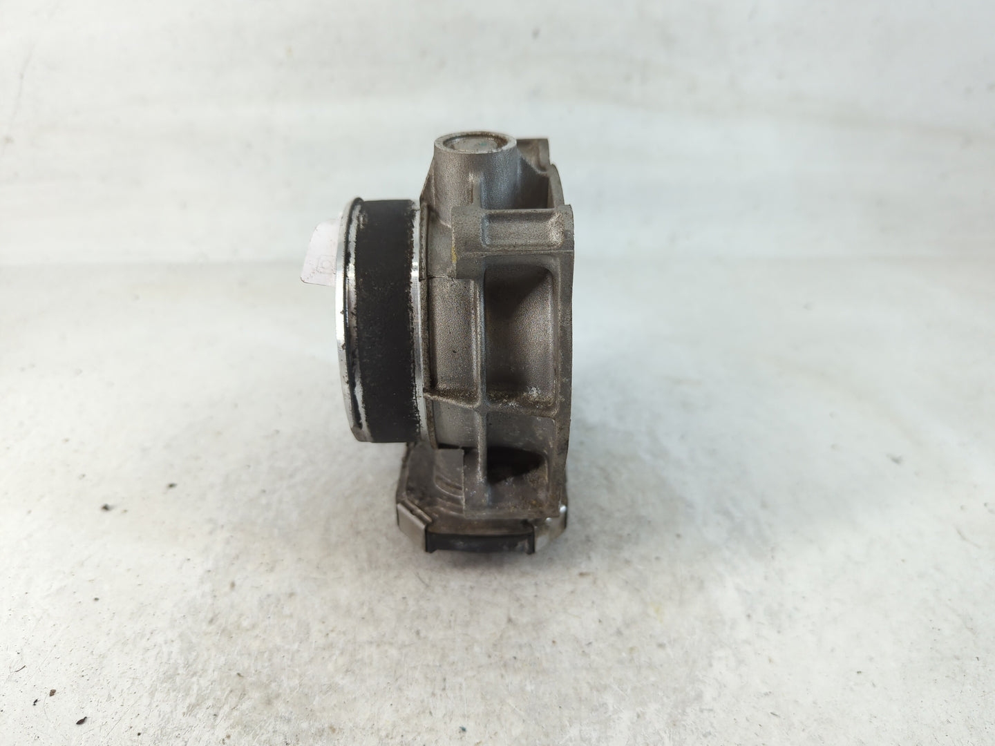 2012-2016 Cadillac Srx Throttle Body P/N:12632172BA Fits Fits 2012 2013 2014 2015 2016 2017 2018 2019 2020 2021 2022 OEM Use