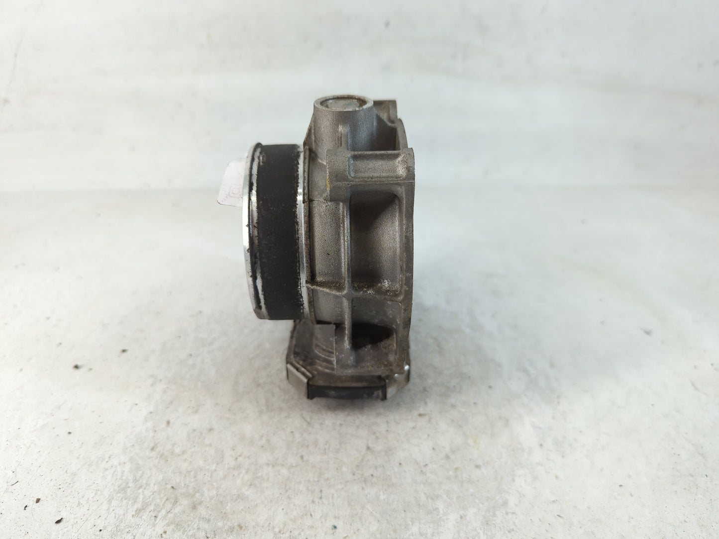 2012-2016 Cadillac Srx Throttle Body P/N:12632172BA Fits Fits 2012 2013 2014 2015 2016 2017 2018 2019 2020 2021 2022 OEM Use