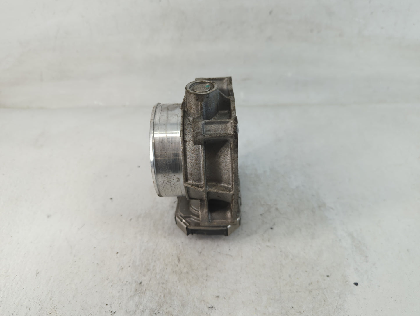 2012-2016 Cadillac Srx Throttle Body P/N:12632172BA Fits Fits 2012 2013 2014 2015 2016 2017 2018 2019 2020 2021 2022 OEM Use