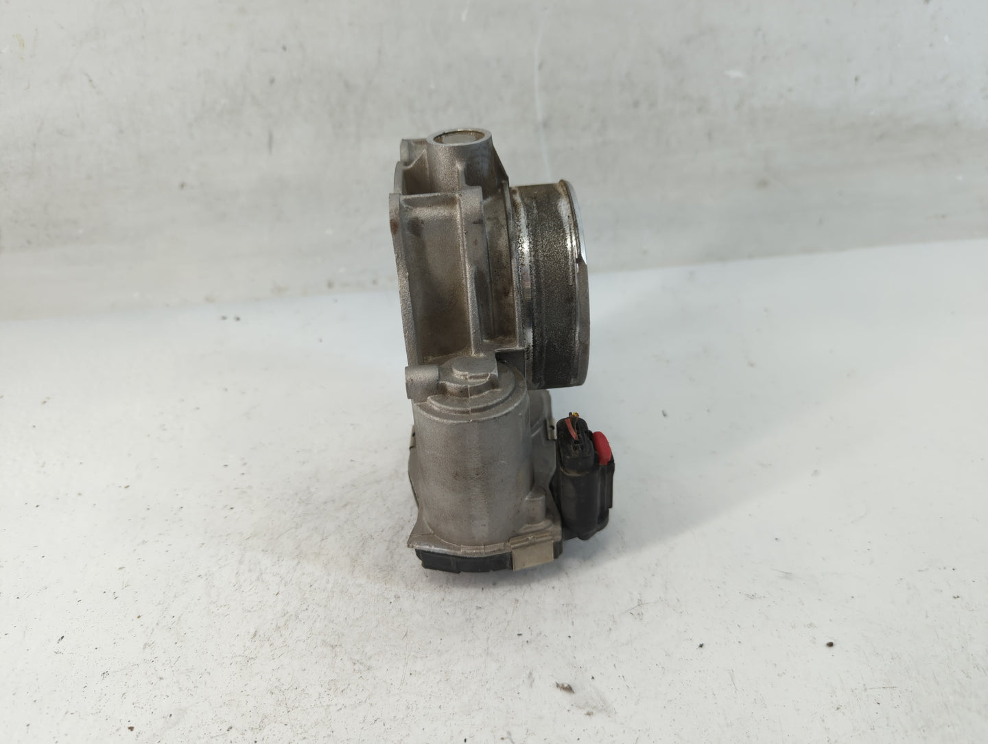 2012-2016 Cadillac Srx Throttle Body P/N:12632172BA Fits Fits 2012 2013 2014 2015 2016 2017 2018 2019 2020 2021 2022 OEM Use