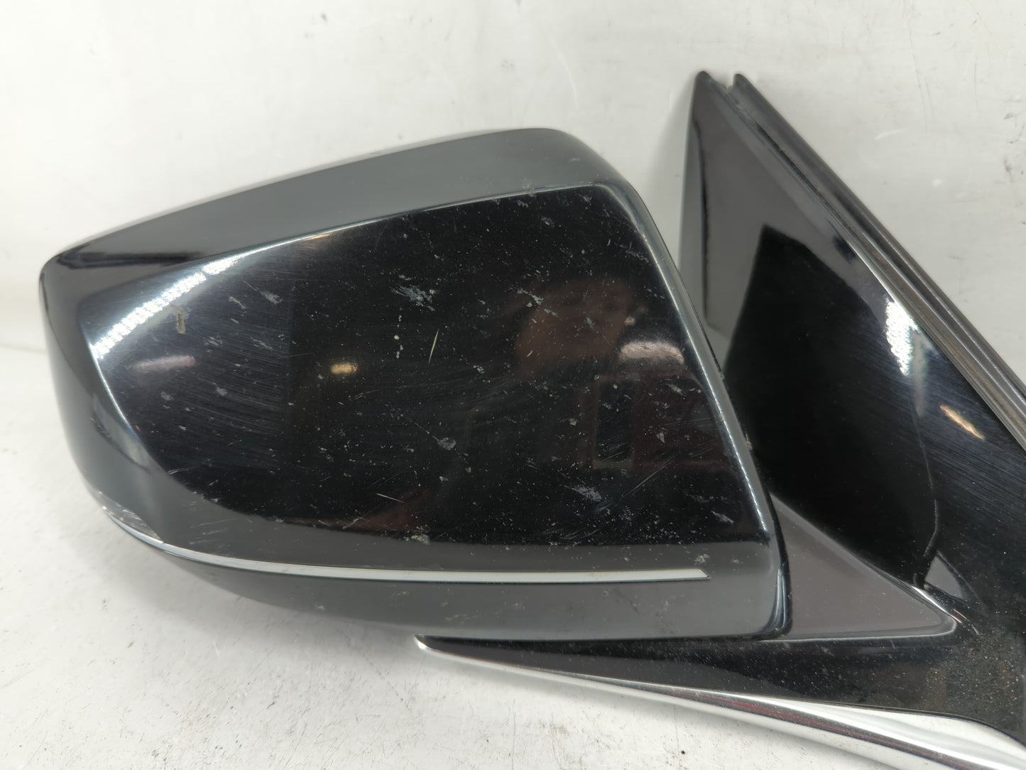 2013-2014 Cadillac Xts Passenger Side View Mirror - Right Door Mirror OEM Used - Oemusedautoparts1.com