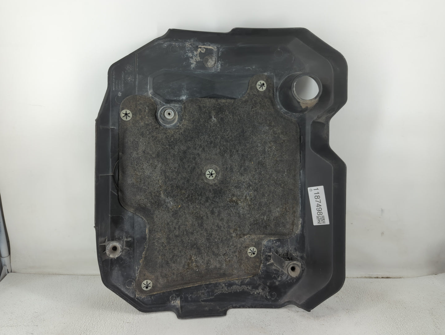 2014 Cadillac Xts Engine Cover - Oemusedautoparts1.com