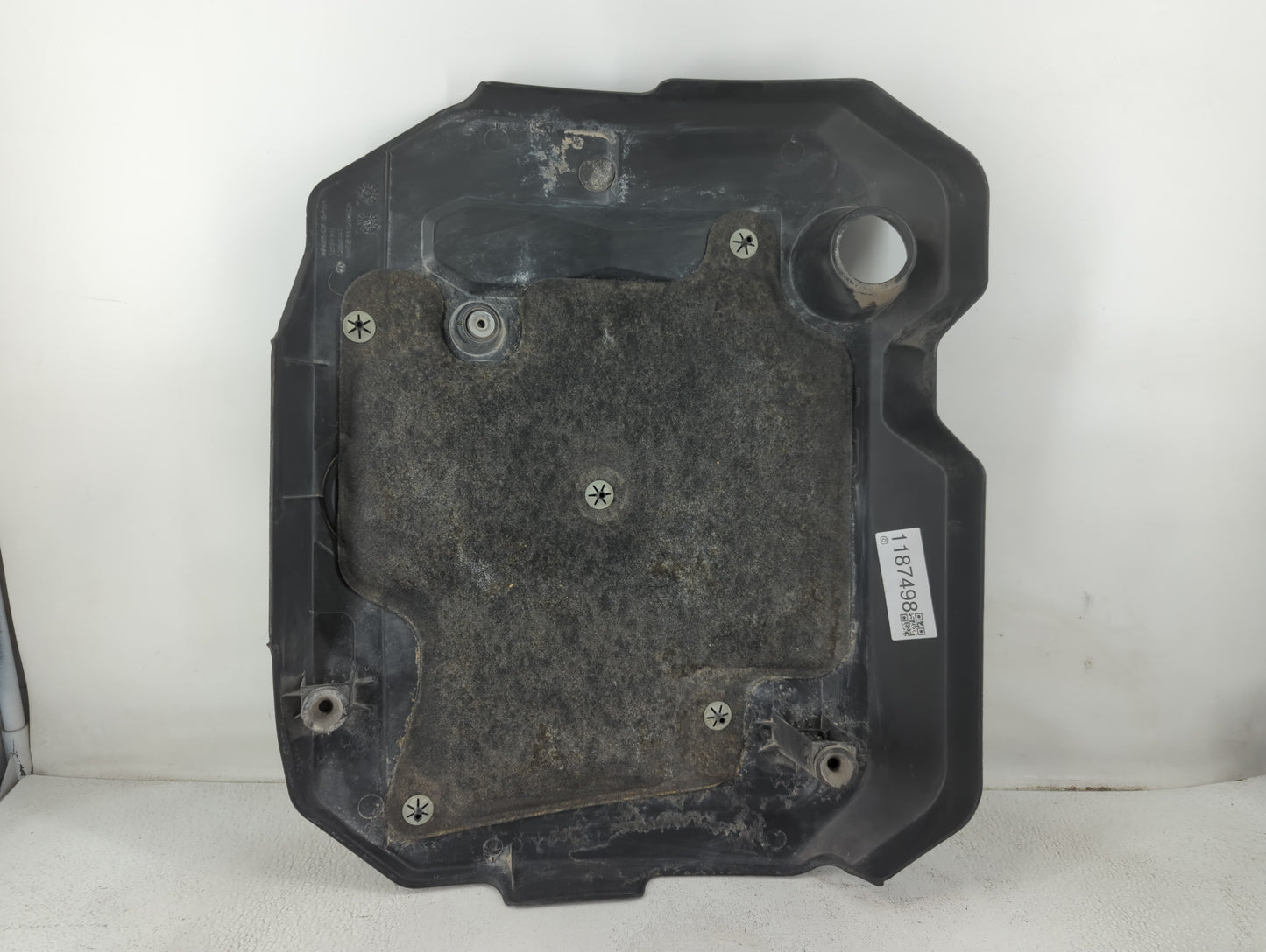 2014 Cadillac Xts Engine Cover - Oemusedautoparts1.com