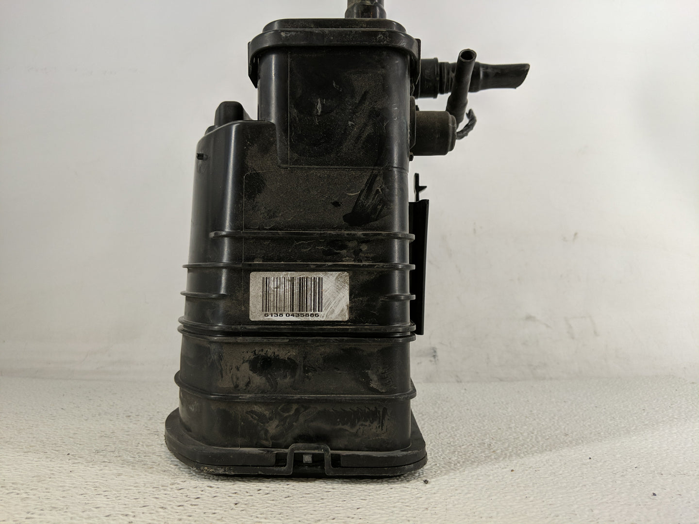 2014 Cadillac Xts Fuel Vapor Charcoal Canister - Oemusedautoparts1.com