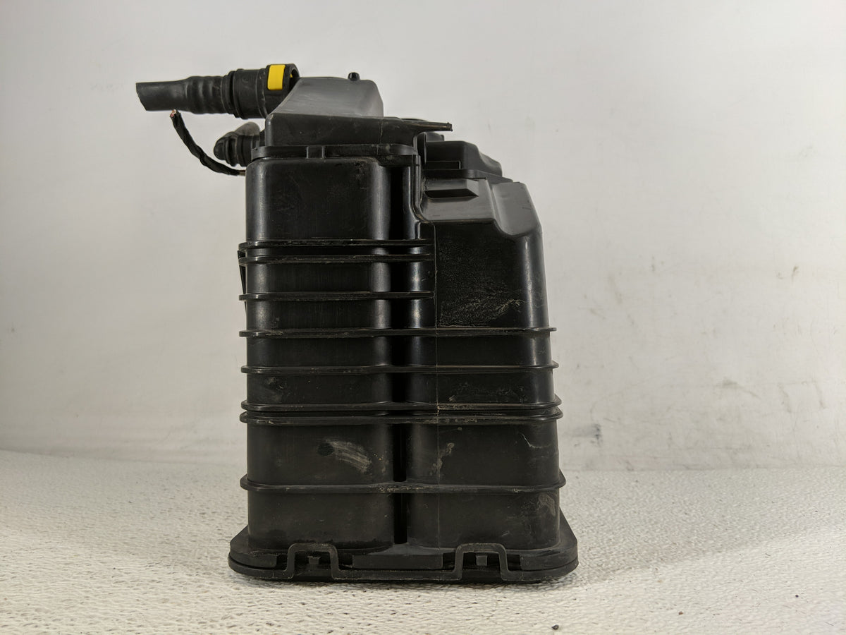 2014 Cadillac Xts Fuel Vapor Charcoal Canister - Oemusedautoparts1.com