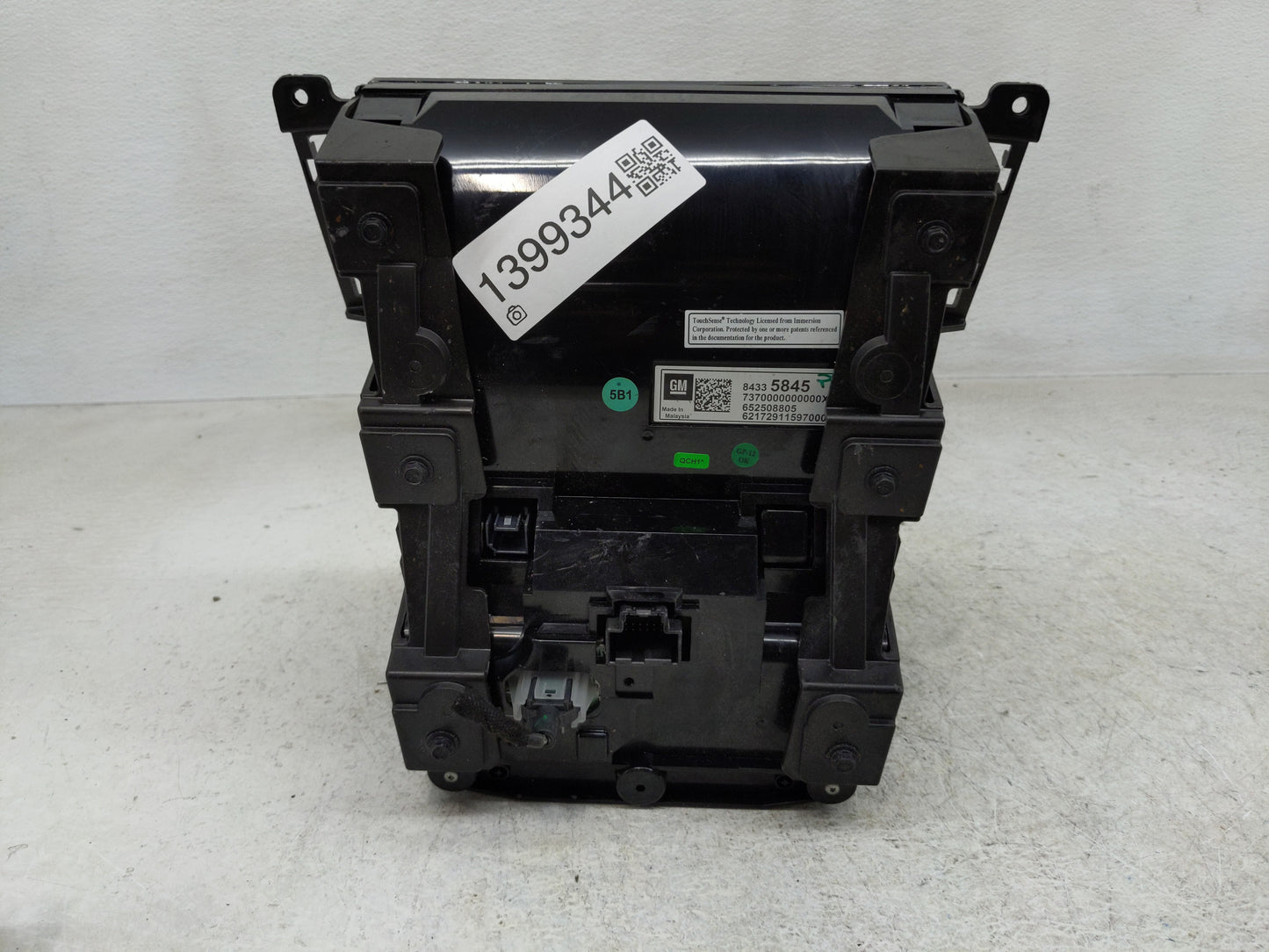 2013-2015 Cadillac Xts Radio Control Panel - Oemusedautoparts1.com