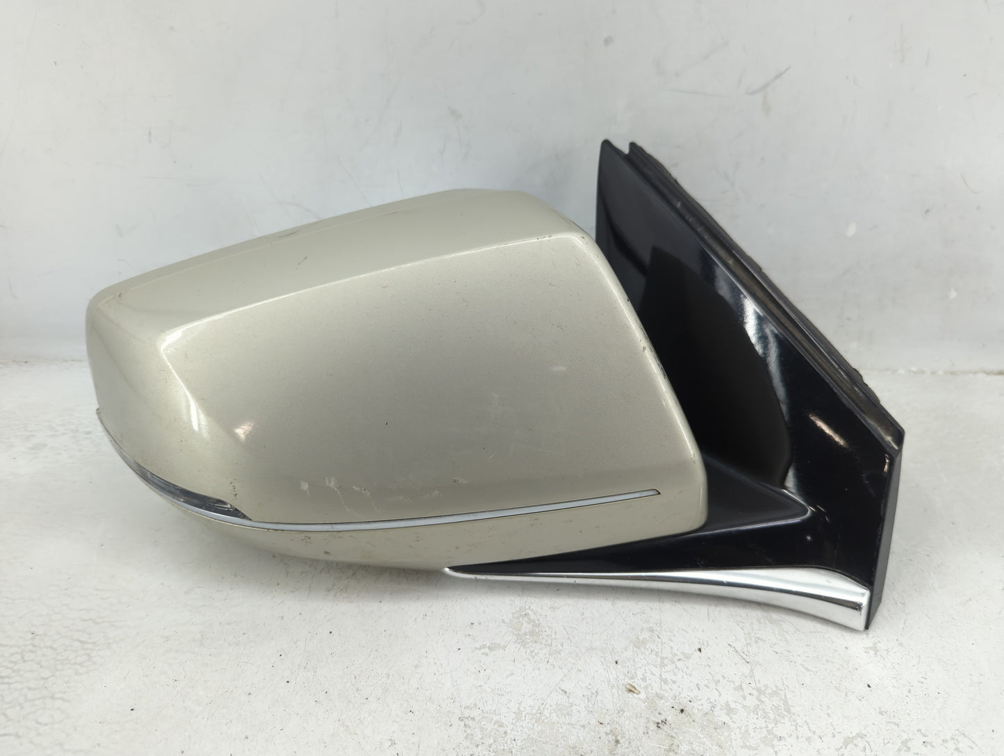 2013-2014 Cadillac Xts Passenger Side View Mirror - Right Door Mirror OEM Used - Oemusedautoparts1.com
