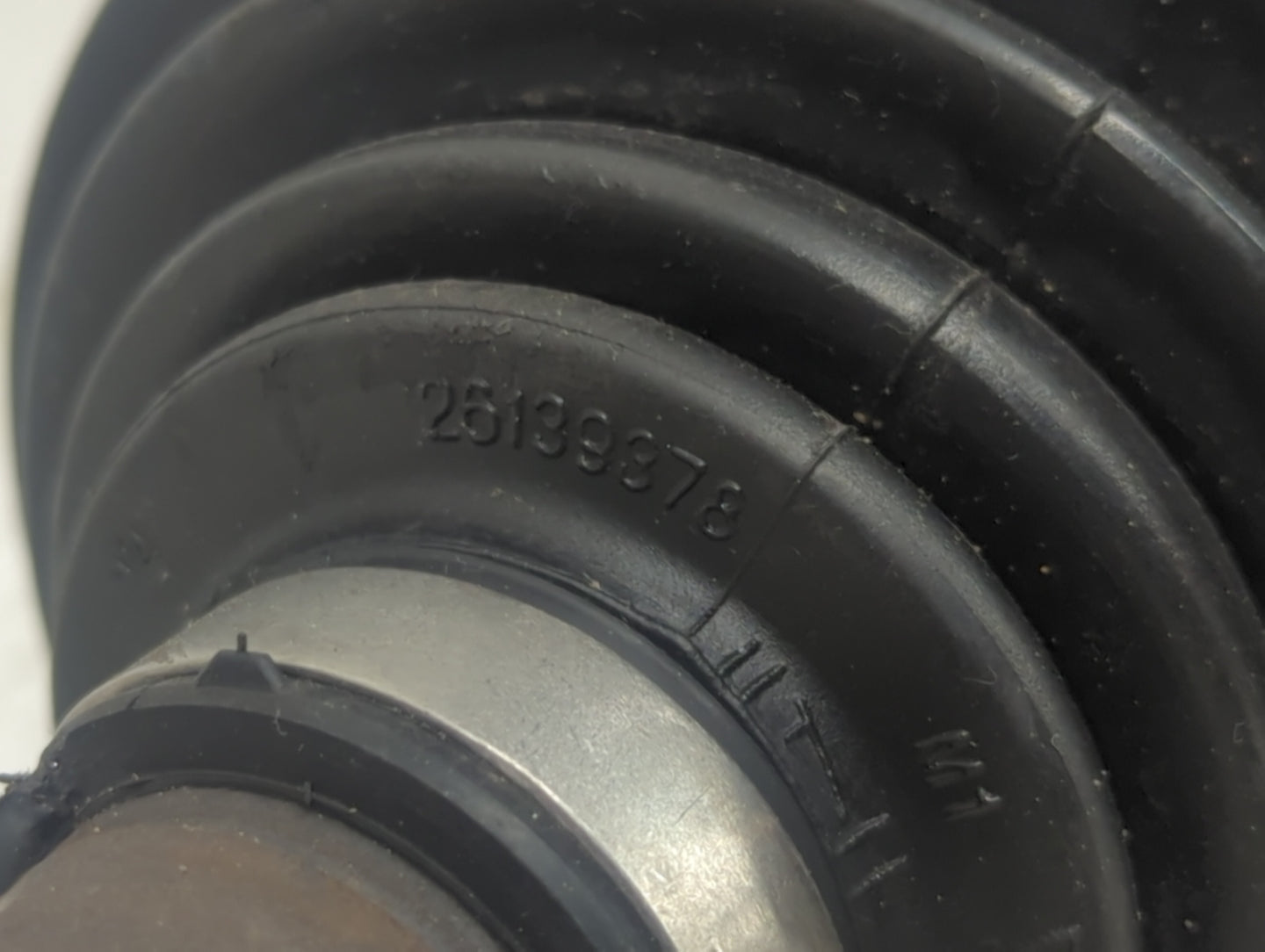 2013-2019 Cadillac Xts Axle Shaft Front Passenger Cv C/v - Oemusedautoparts1.com