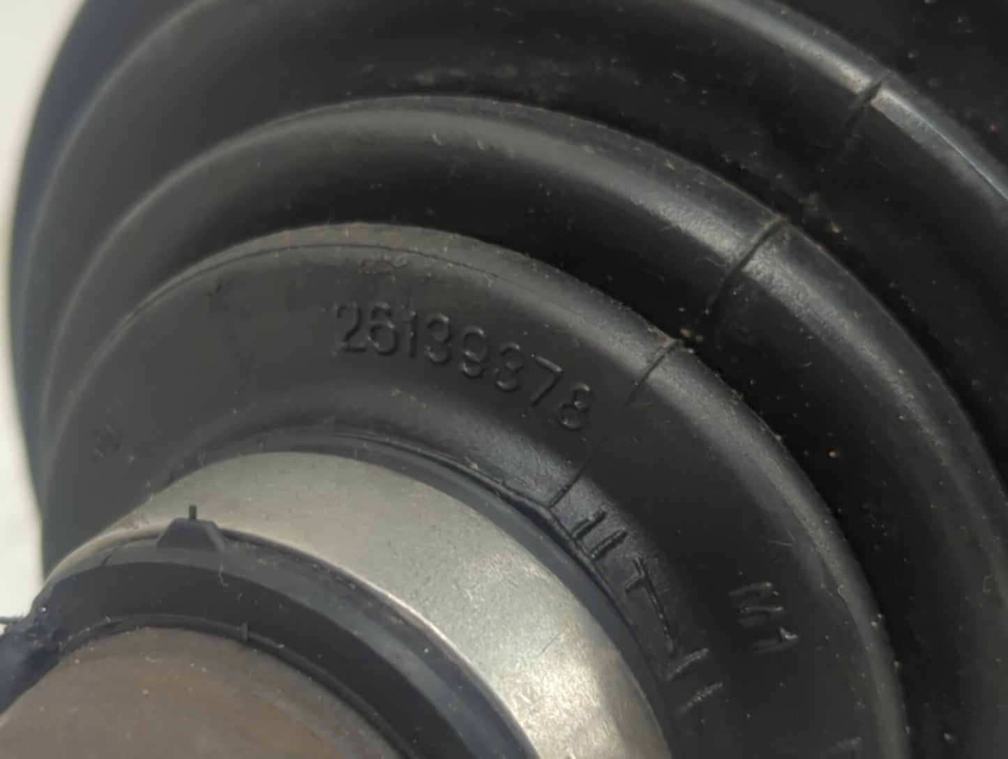 2013-2019 Cadillac Xts Axle Shaft Front Passenger Cv C/v - Oemusedautoparts1.com