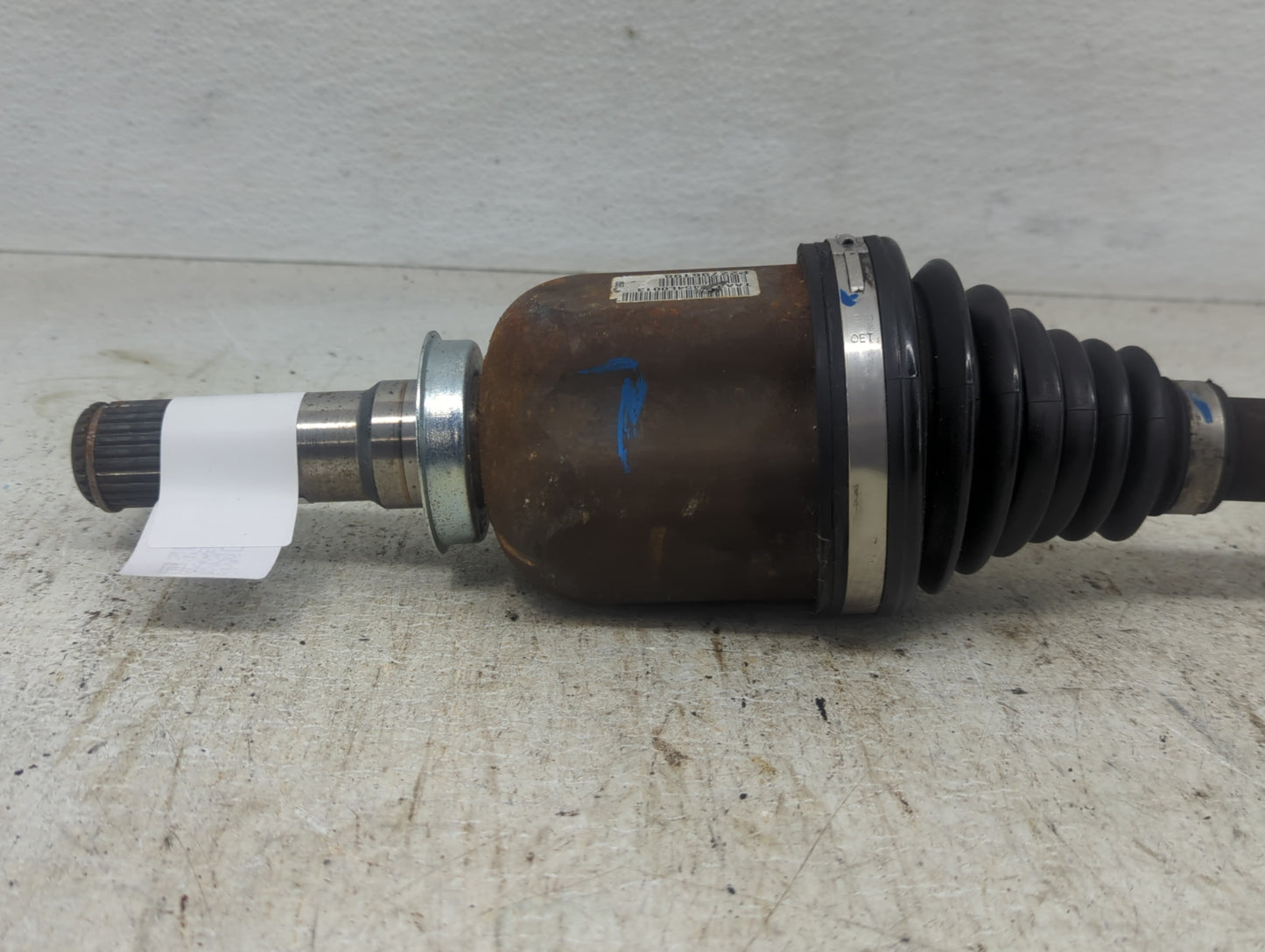2013-2019 Cadillac Xts Axle Shaft Front Driver Cv C/v - Oemusedautoparts1.com