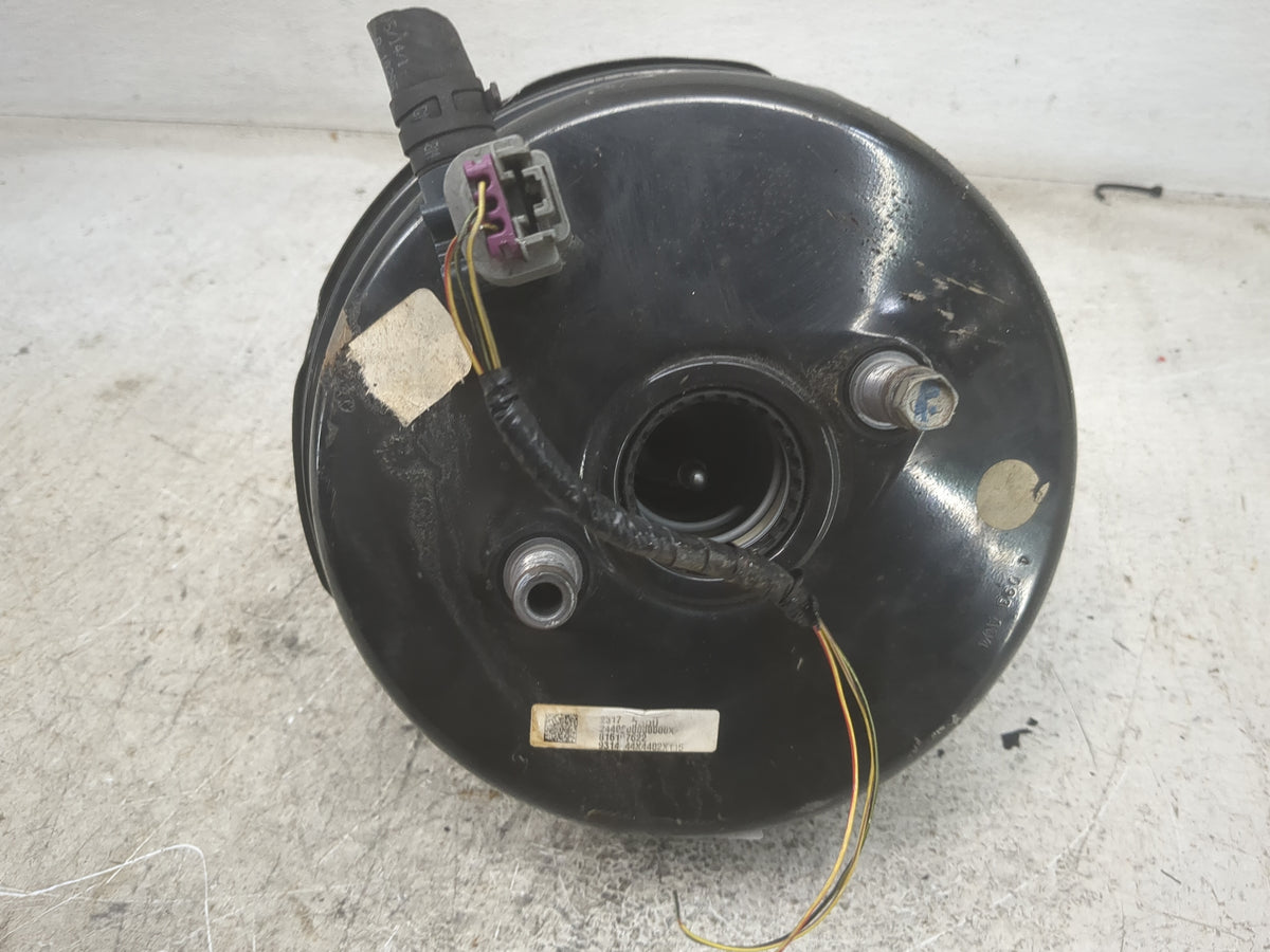 2013-2019 Cadillac Xts Power Brake Booster Oem 1500829 - Oemusedautoparts1.com
