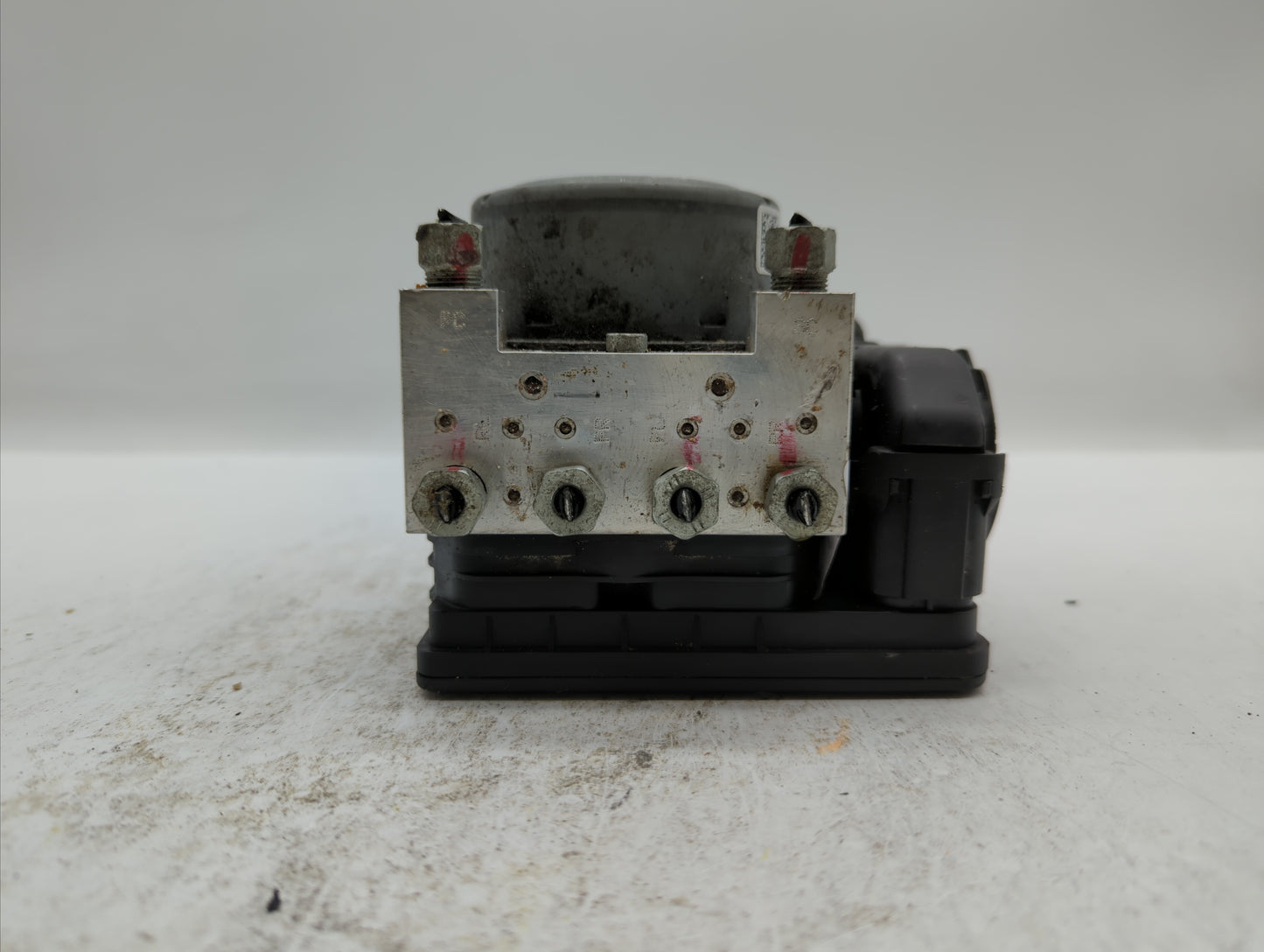 2013-2014 Cadillac Xts ABS Pump Control Module Replacement P/N:22929240 23105132, 23105094 Fits Fits 2013 2014 OEM Used Auto