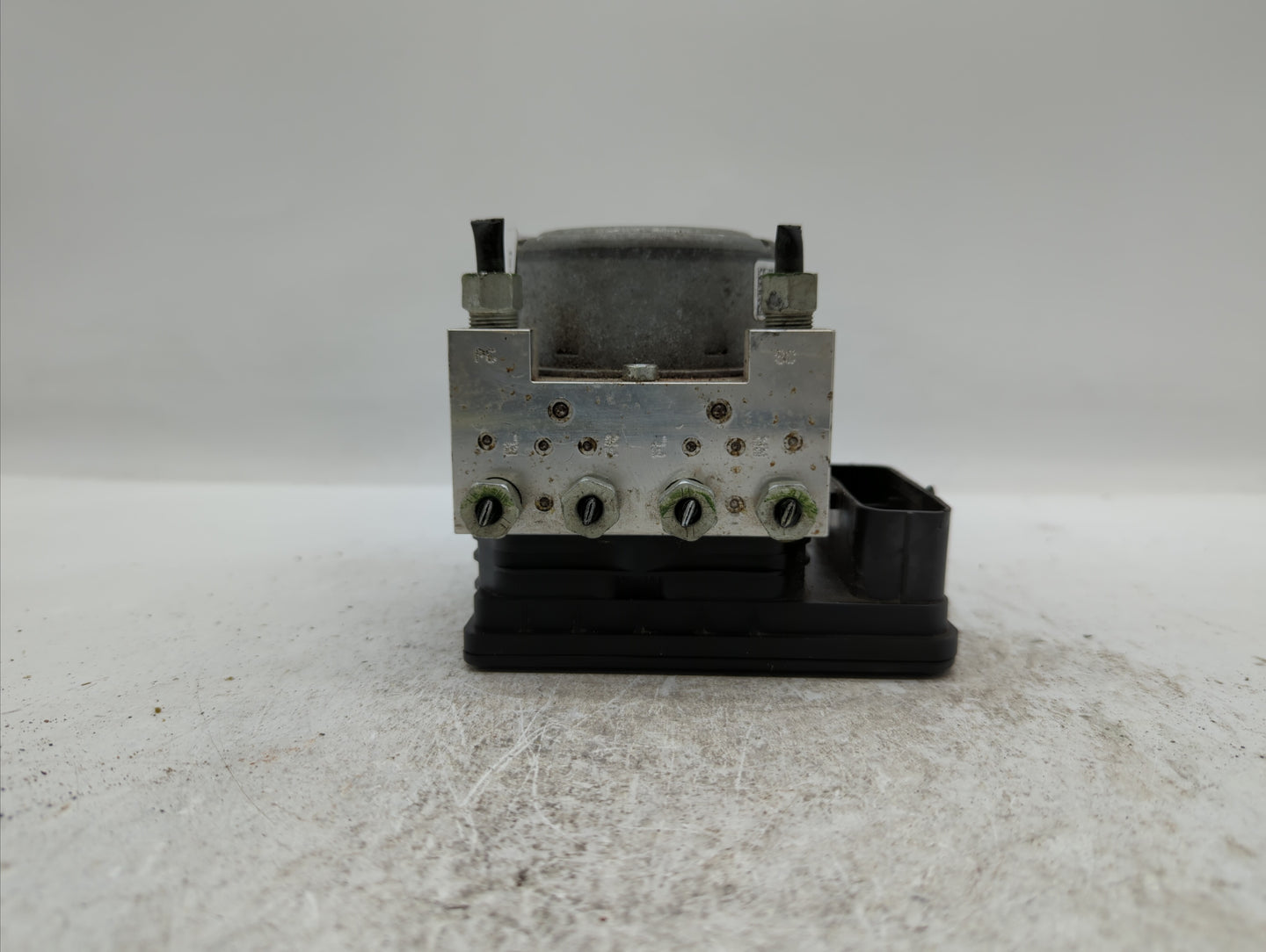 2013-2014 Cadillac Xts ABS Pump Control Module Replacement P/N:22929240 23105132, 23105094 Fits Fits 2013 2014 OEM Used Auto