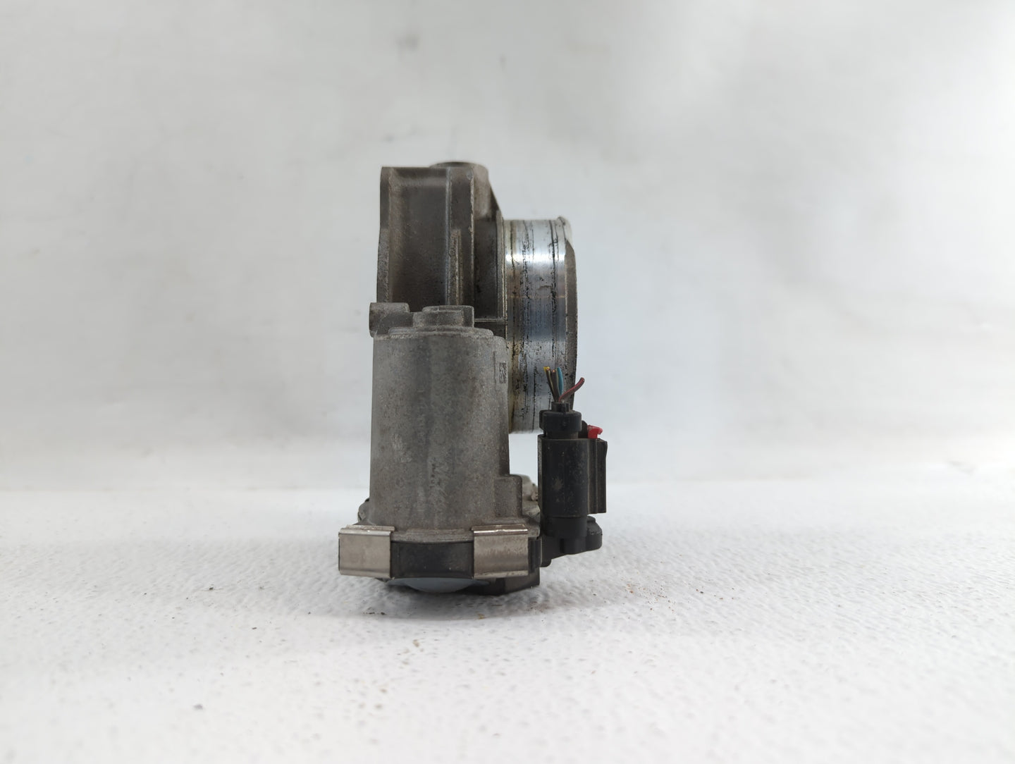 2013-2019 Cadillac Xts Throttle Body P/N:12632172BA 12670981AA Fits Fits 2012 2013 2014 2015 2016 2017 2018 2019 OEM Used Au