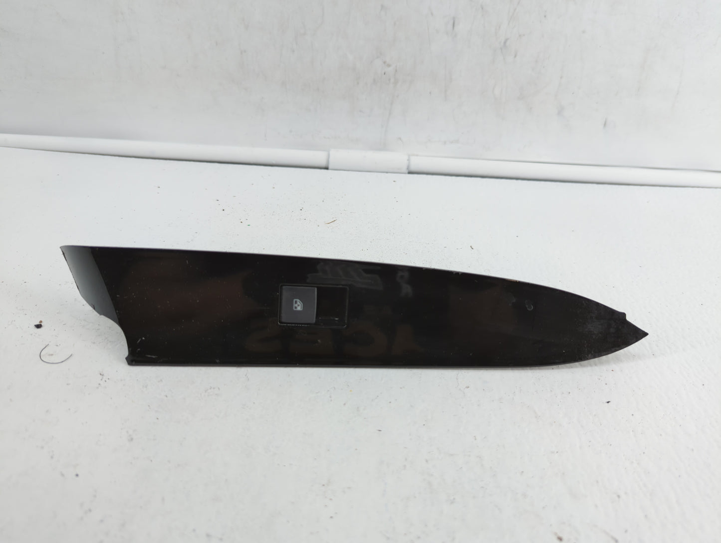 2014 Cadillac Xts Passenger Right Power Window Switch 20101670 - Oemusedautoparts1.com