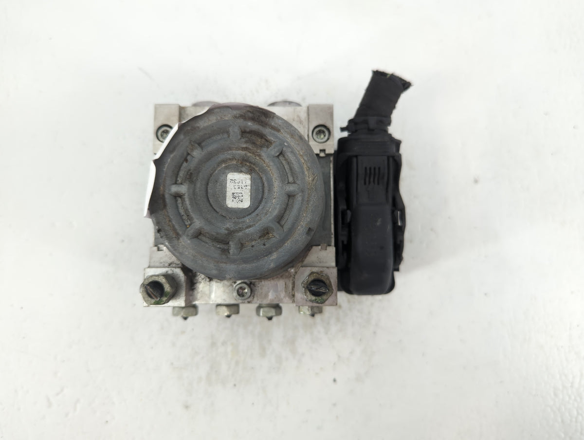 2013-2014 Cadillac Xts Anti-Lock Brake ABS Pump Module Actuator OEM P/N:23105132 Fits Fits 2013 2014 OEM Used Auto Parts - O