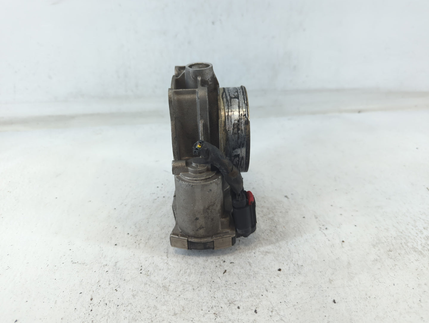 2013-2019 Cadillac Xts Throttle Body P/N:12632172BA Fits Fits 2012 2013 2014 2015 2016 2017 2018 2019 2020 2021 2022 OEM Use