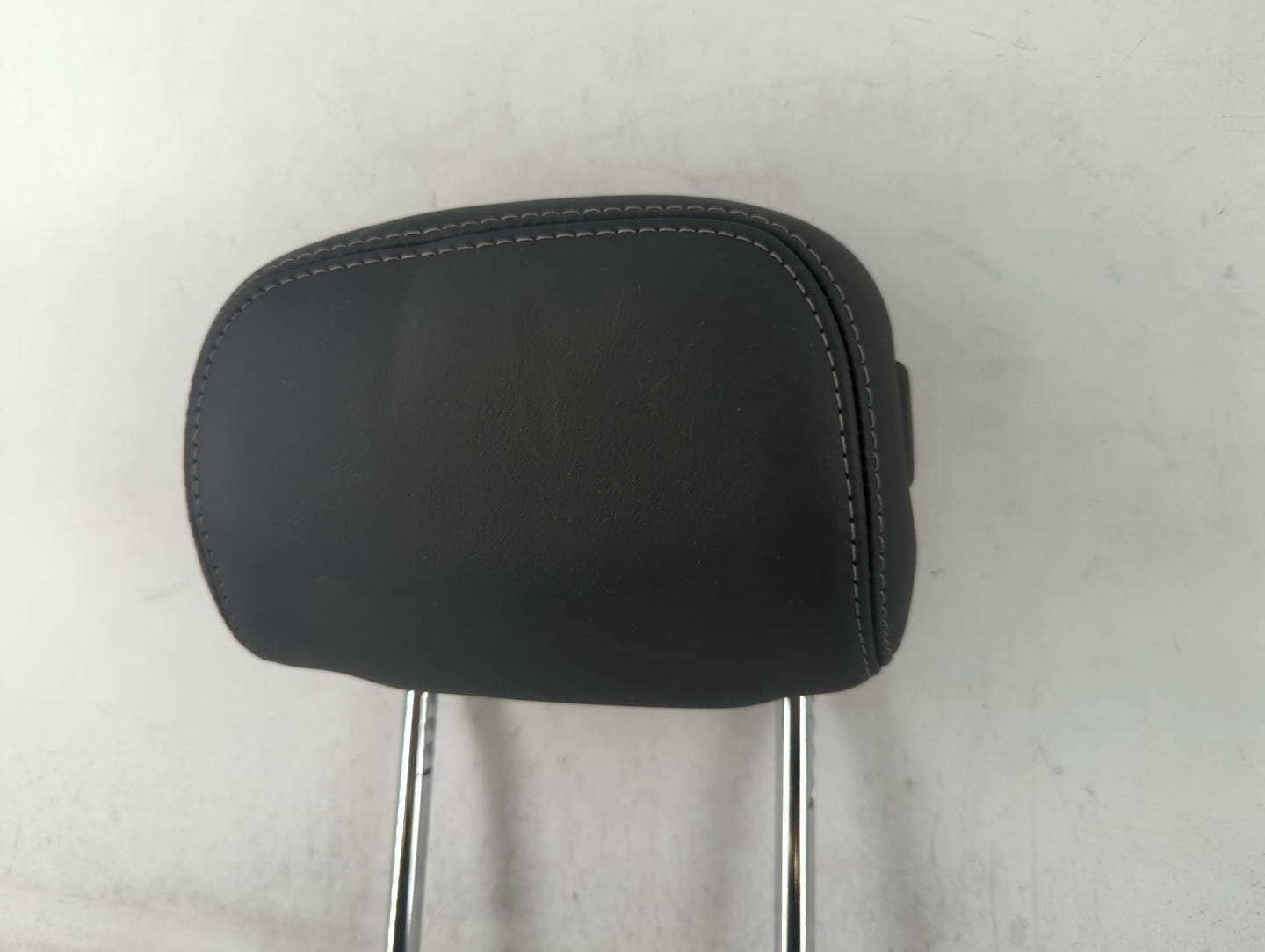 Cadillac Xts Headrest Head Rest Front Driver Passenger Seat Black - Oemusedautoparts1.com