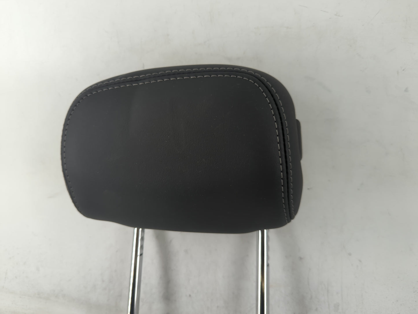 Cadillac Xts Headrest Head Rest Front Driver Passenger Seat Black - Oemusedautoparts1.com