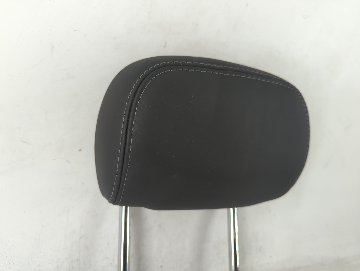 Cadillac Xts Headrest Head Rest Front Driver Passenger Seat Black - Oemusedautoparts1.com