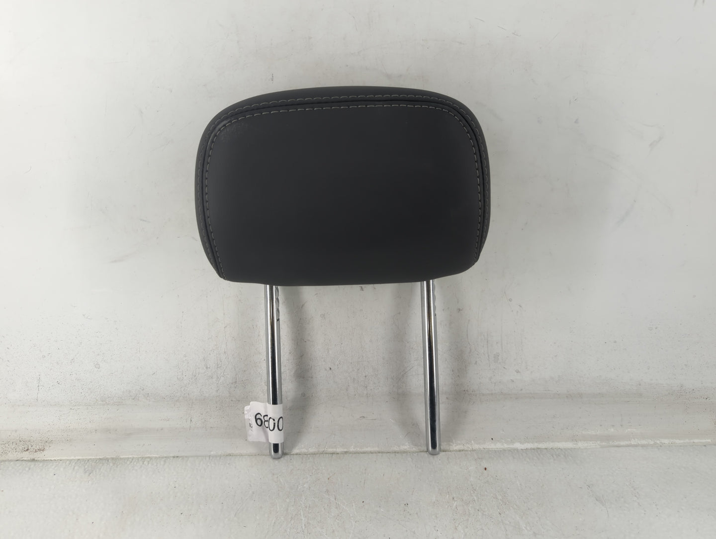 Cadillac Xts Headrest Head Rest Front Driver Passenger Seat Black - Oemusedautoparts1.com