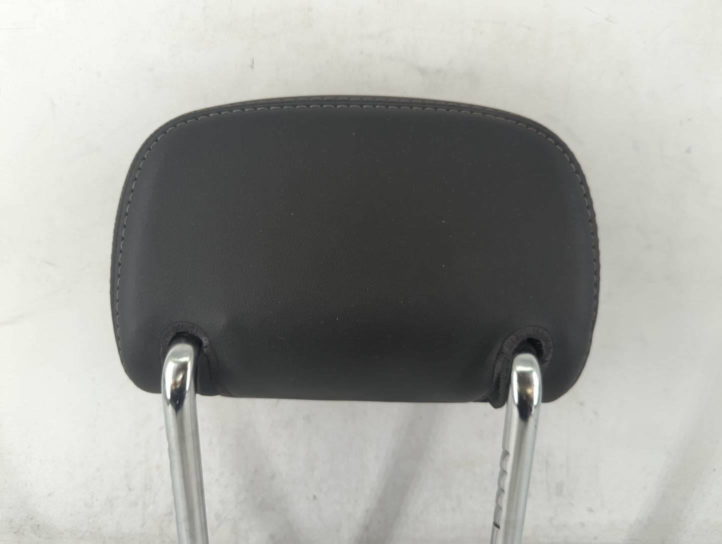 Cadillac Xts Headrest Head Rest Front Driver Passenger Seat Black - Oemusedautoparts1.com