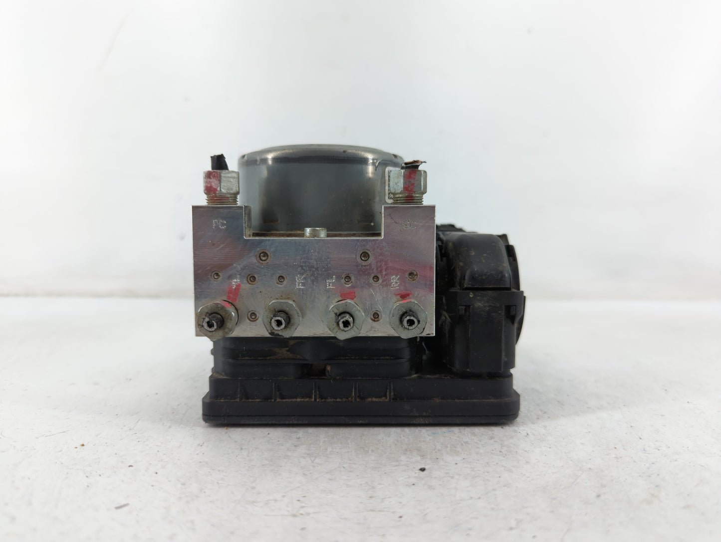 2013-2014 Cadillac Xts ABS Pump Control Module Replacement P/N:23105132 Fits Fits 2013 2014 OEM Used Auto Parts - Oemusedaut