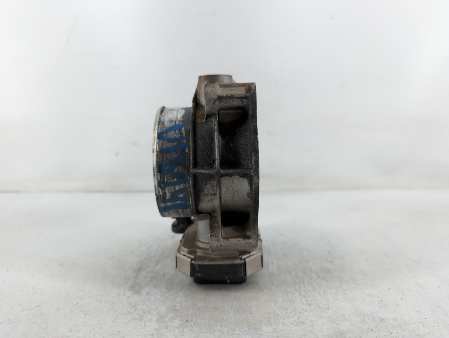 2013-2019 Cadillac Xts Throttle Body P/N:12632172BA Fits Fits 2012 2013 2014 2015 2016 2017 2018 2019 2020 2021 2022 OEM Use