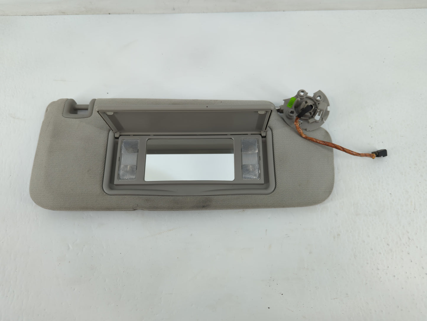 2013-2017 Cadillac Xts Sun Visor Shade Replacement Passenger Right Mirror Fits Fits 2013 2014 2015 2016 2017 OEM Used Auto P