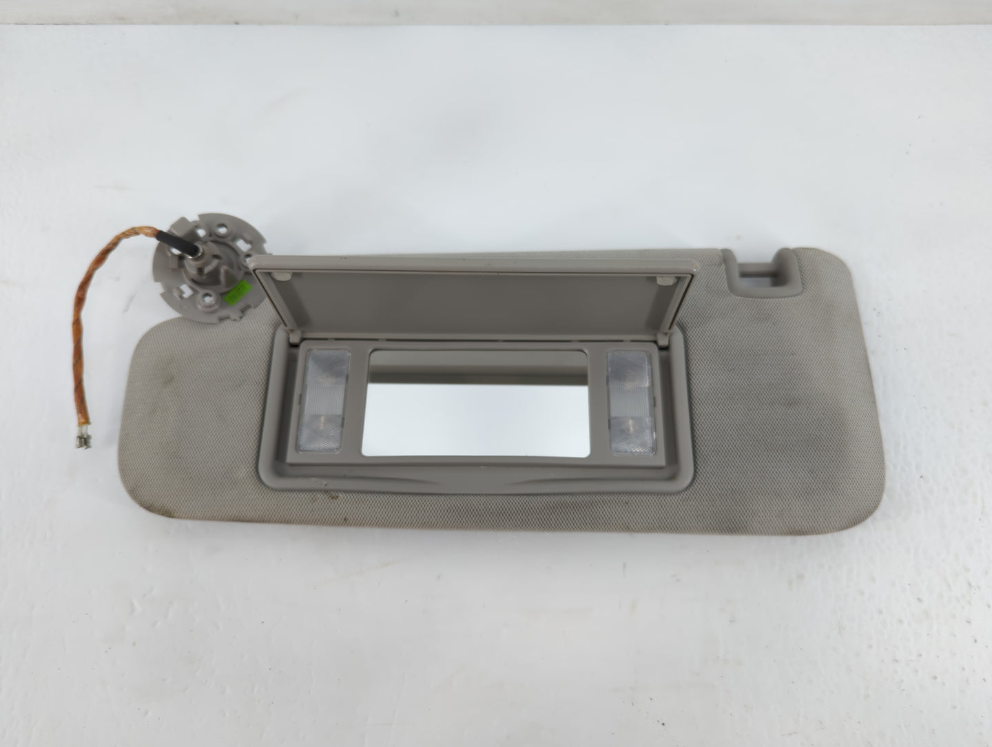 2013-2017 Cadillac Xts Sun Visor Shade Replacement Driver Left Mirror Fits Fits 2013 2014 2015 2016 2017 OEM Used Auto Parts