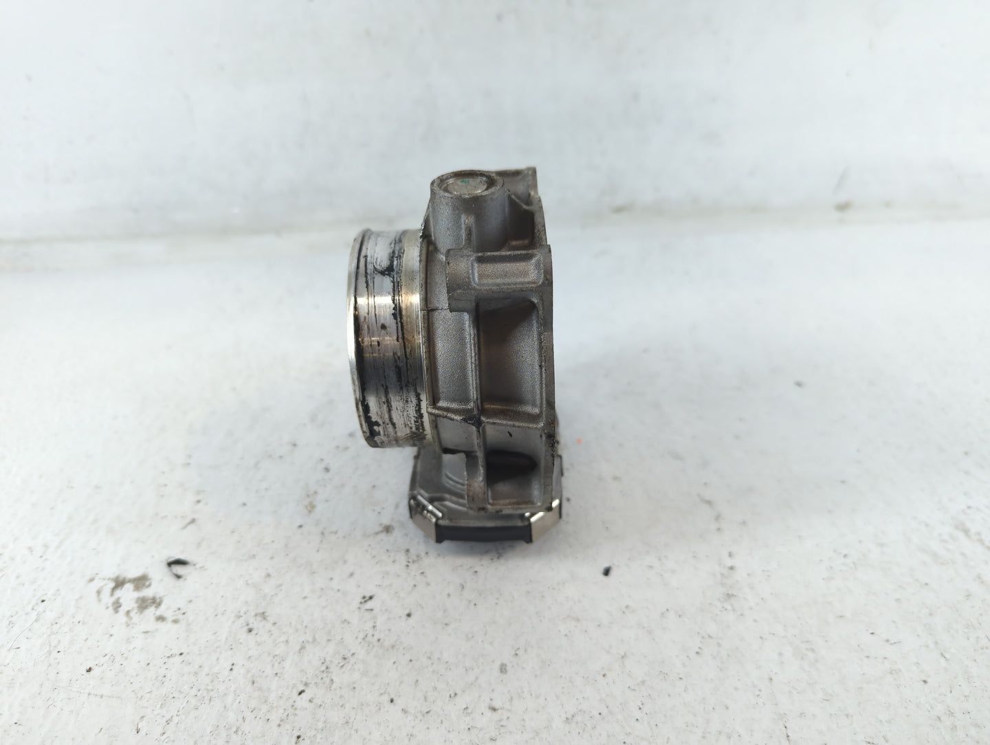 2013-2019 Cadillac Xts Throttle Body P/N:12632172BA Fits Fits 2012 2013 2014 2015 2016 2017 2018 2019 2020 2021 2022 OEM Use
