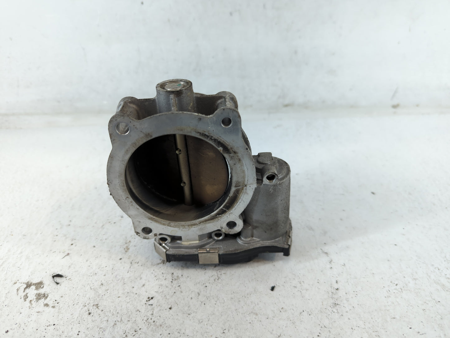2013-2019 Cadillac Xts Throttle Body P/N:12632172BA Fits Fits 2012 2013 2014 2015 2016 2017 2018 2019 2020 2021 2022 OEM Use