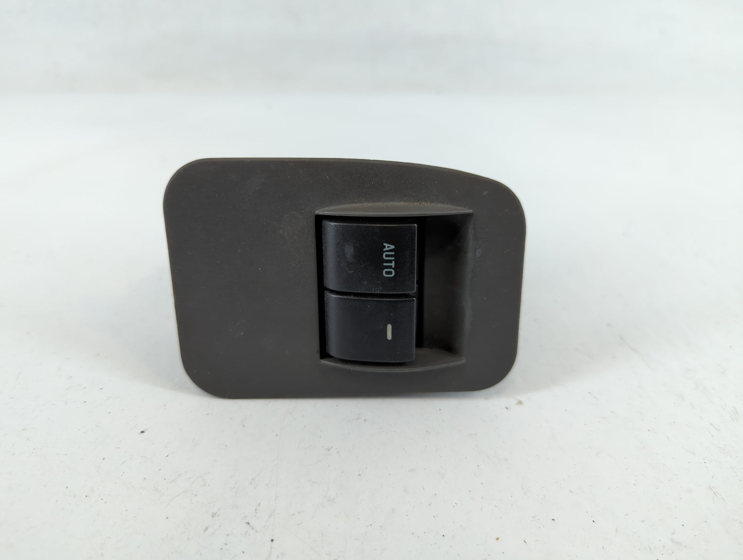 2013-2014 Cadillac Xts Master Power Window Switch Replacement Driver Side Left Fits Fits 2013 2014 2015 OEM Used Auto Parts 
