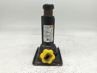 2014 Chevrolet Avalanche 1500 Spare Scissor Car Jack - Oemusedautoparts1.com