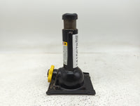 2014 Chevrolet Avalanche 1500 Spare Scissor Car Jack - Oemusedautoparts1.com